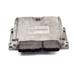 Recambio de centralita motor uce para alfa romeo 147 (937_) 1.9 jtd (937.axd1a, 937.bxd1a) referencia OEM IAM 93741JA  028101033
