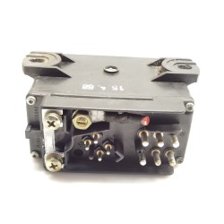 Peça caixa de pré-aquecimento (módulo de velas) 124 Sedán (W124) | Desguace Becerril