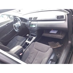 Parts breakdown for Volkswagen passat B6 (3C2) 2.0 TDI Diesel of the year 2009 with engine CBDC