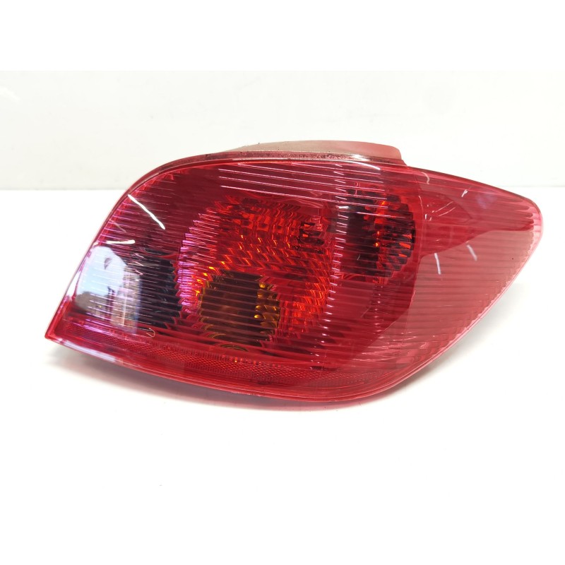 Right central rear light Peugeot 307 (3A/C) | Becerril Scrap Yard