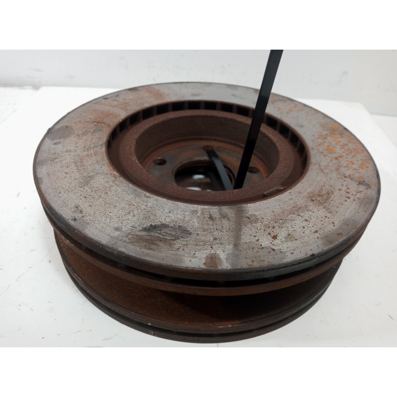 Recambio de disco freno delantero para alfa romeo 147 (190) 1.9 jtd distinctive referencia OEM IAM Recambio de disco freno delantero para alfa romeo 147 (190) 1.9 jtd distinctive referencia OEM IAM