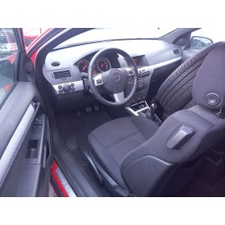 تفكيك Opel astra h gtc (A04) 1.9 CDTi (L08) Diesel من عام 2006 بمحرك Z 19 DTH