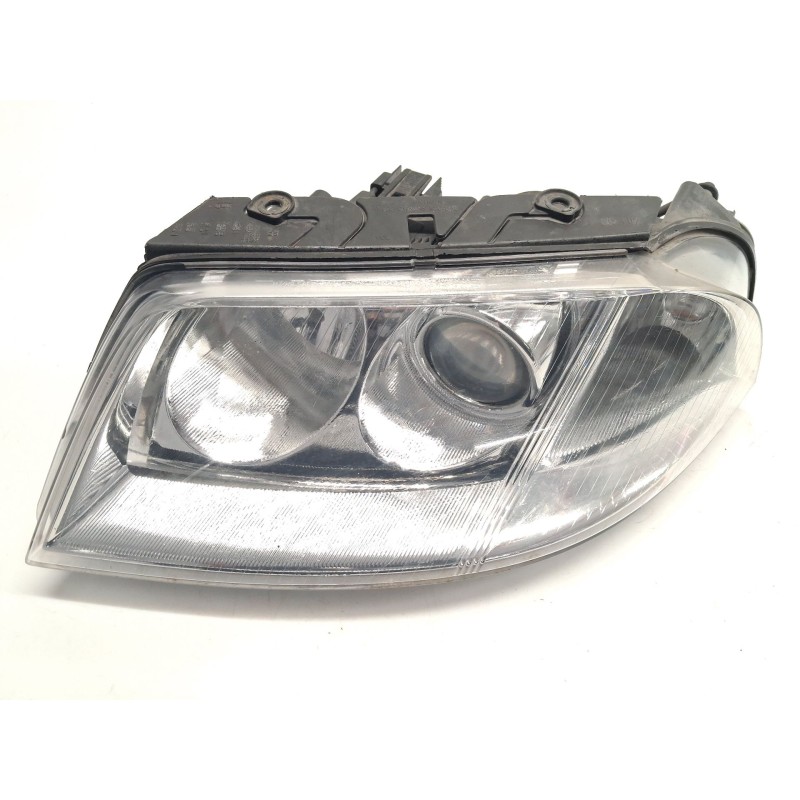 Phare gauche Volkswagen Passat B5.5 variant (3B6) | Desguace Becerril