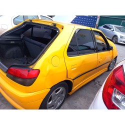 تفكيك Peugeot 306 hatchback (7A, 7C, N3, N5) 2.0 HDI 90 Diesel من عام 2000 بمحرك RHY (DW10TD)