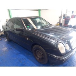 Parts breakdown for Mercedes-benz clase e (W210) E 220 CDI (210.006) Diesel of the year 1998 with engine OM 611.961