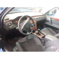 Parts breakdown for Mercedes-benz clase e (W210) E 220 CDI (210.006) Diesel of the year 1998 with engine OM 611.961