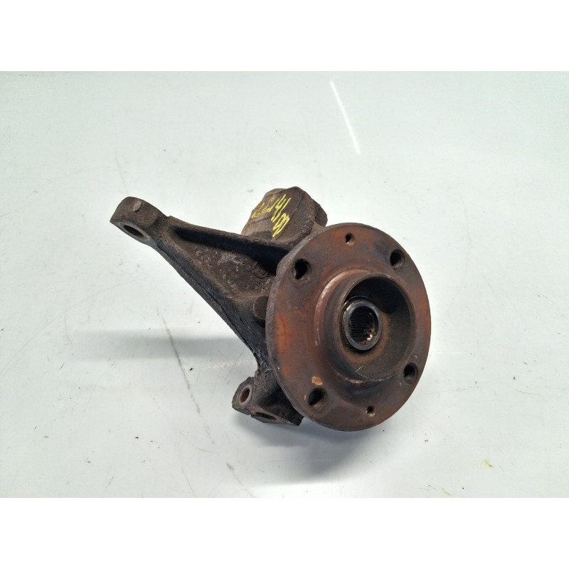 مفصل العجلة الأمامية اليمنى Peugeot 205 II (20A/C) | Desguace Becerril