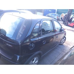 opel corsa c (x01) del año 2004