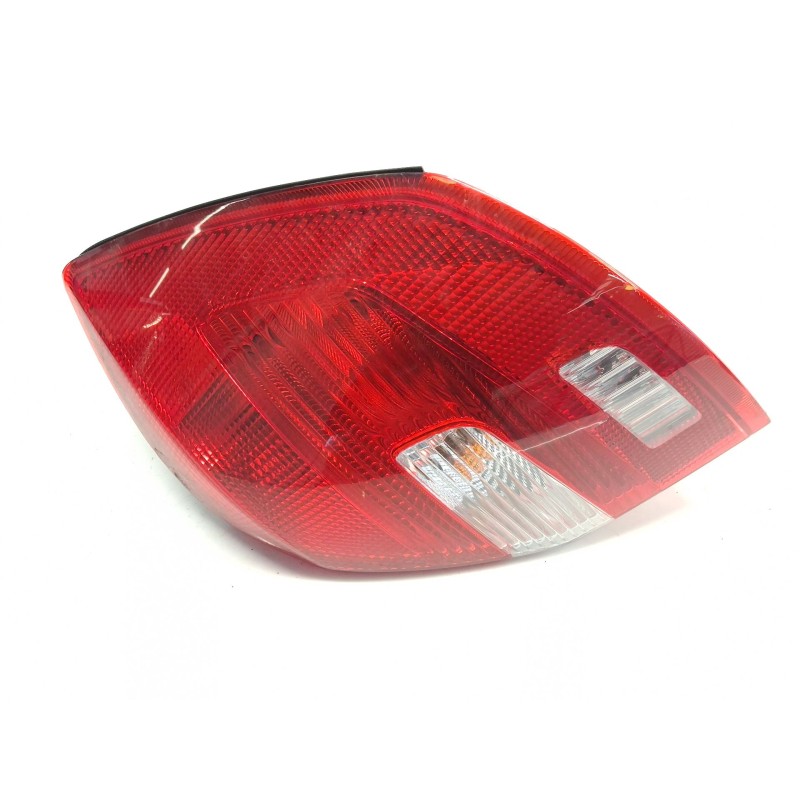 Recambio de piloto trasero derecho para skoda fabia ii (542) 1.2 referencia OEM IAM 5J6945112 5J6945096 5J6945112 / 5J6945096A