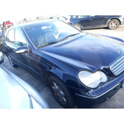 تفكيك Mercedes-benz clase C (W203) C 220 CDI (203.006) Diesel من عام 2001 بمحرك OM 611.962