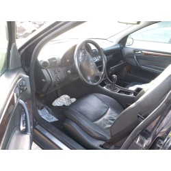 تفكيك Mercedes-benz clase C (W203) C 220 CDI (203.006) Diesel من عام 2001 بمحرك OM 611.962