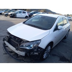 opel astra j (p10) del año 2014