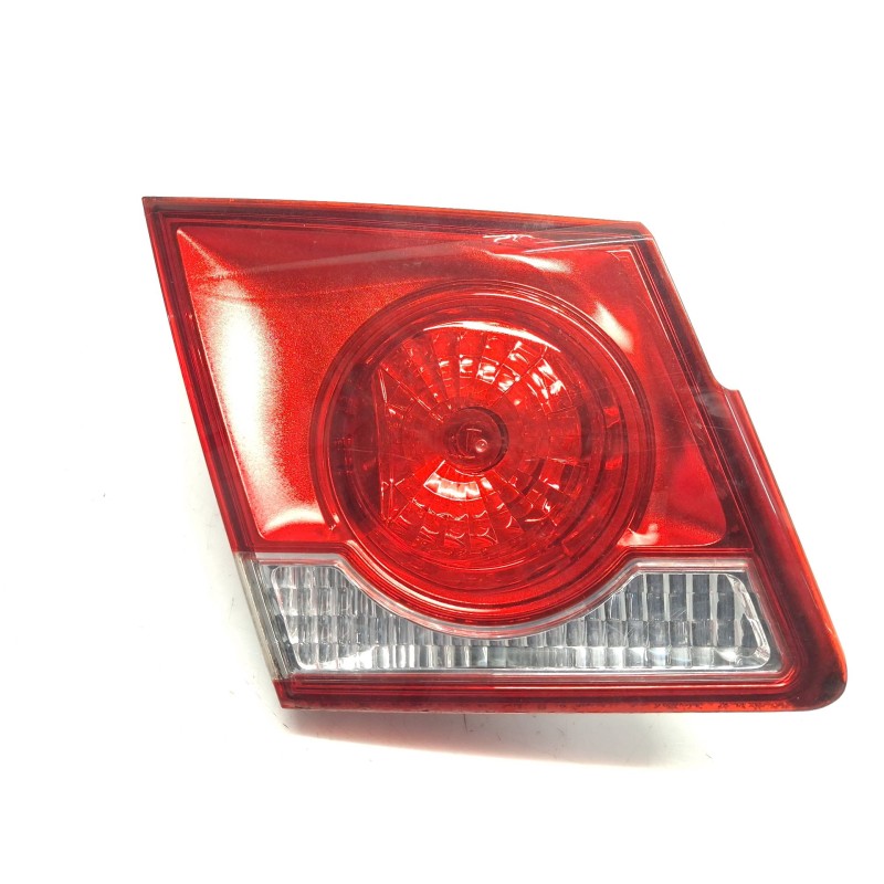 Recambio de piloto trasero central izquierdo para chevrolet cruze (j300) 1.6 referencia OEM IAM   