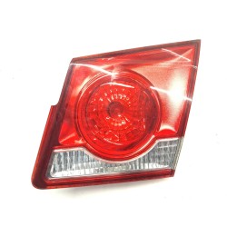 Piloto trasero central derecho chevrolet cruze (J300) oem 96963034