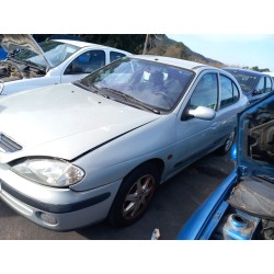 Parts breakdown for Renault megane III hatchback (BZ0/1_, B3_) 1.6 16V (BZ0H) Petrol of the year 2013 with engine K4M 848