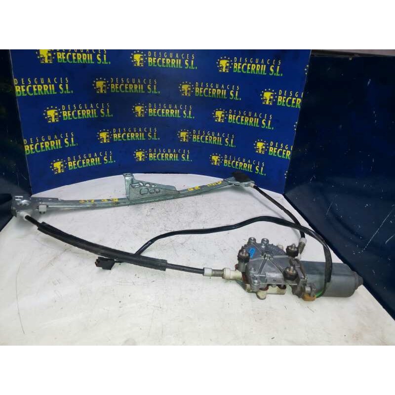 Recambio de elevalunas delantero derecho para audi 80 avant referencia OEM IAM Recambio de elevalunas delantero derecho para audi 80 avant referencia OEM IAM