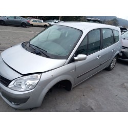 تفكيك Renault SCÉNIC II (JM0/1_) 1.5 dCi (JM1E, JM16) Diesel من عام 2008 بمحرك K9K 732,K9K 734