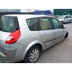 تفكيك Renault SCÉNIC II (JM0/1_) 1.5 dCi (JM1E, JM16) Diesel من عام 2008 بمحرك K9K 732,K9K 734