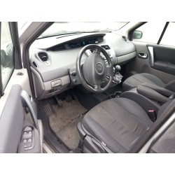 تفكيك Renault SCÉNIC II (JM0/1_) 1.5 dCi (JM1E, JM16) Diesel من عام 2008 بمحرك K9K 732,K9K 734