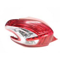 Piloto traseiro esquerdo Peugeot 208 I (CA_, CC_) | Desguace Becerril