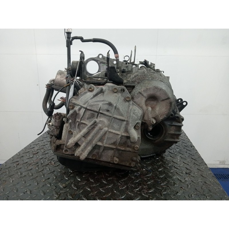 Gearbox Toyota Avensis Sedán (_T25_) | Becerril Scrap Yard