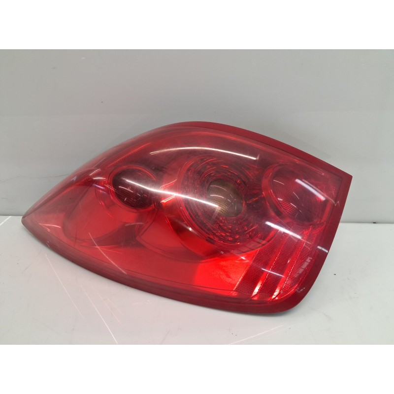 Recambio de piloto trasero izquierdo para nissan primera hatchback (p12) 2.2 dci referencia OEM IAM   