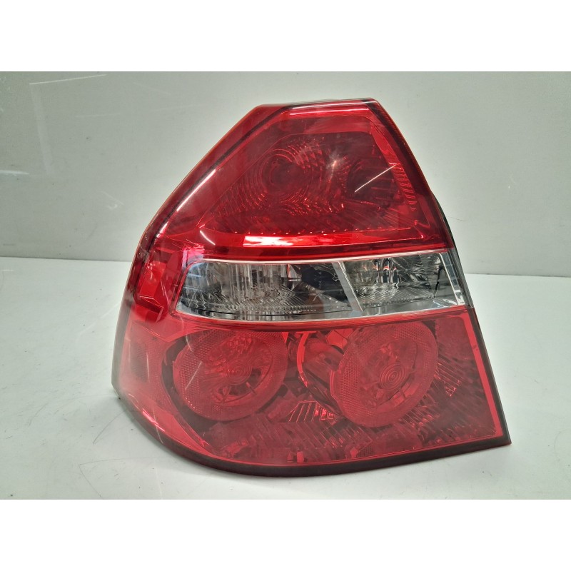 Recambio de piloto trasero izquierdo para chevrolet aveo / kalos sedán (t250, t255) 1.4 referencia OEM IAM 96650614  