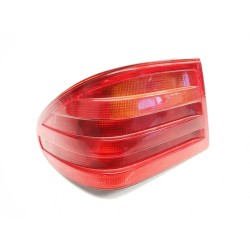 Left rear taillight Clase e (W210) | Becerril Scrap Yard