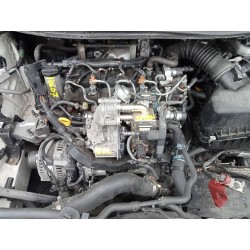 toyota auris del año 2010