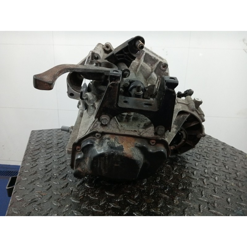 Gearbox Volkswagen Polo IV (9N_, 9A_) | Becerril Scrap Yard