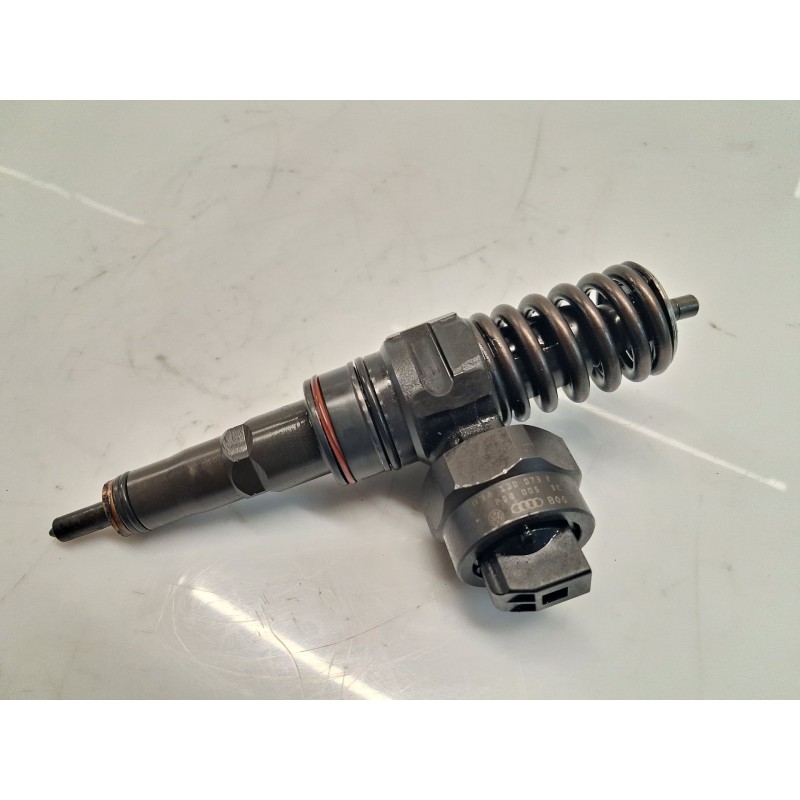 Recambio de inyector para audi a4 b5 (8d2) 1.9 tdi referencia OEM IAM 038130073F 0414720007 