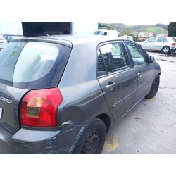 toyota corolla (_e12_) del año 2003