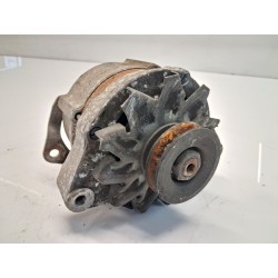 مُوَجِّهُ السَّيَّارَة peugeot 205 II (20A/C) oem 0120489393