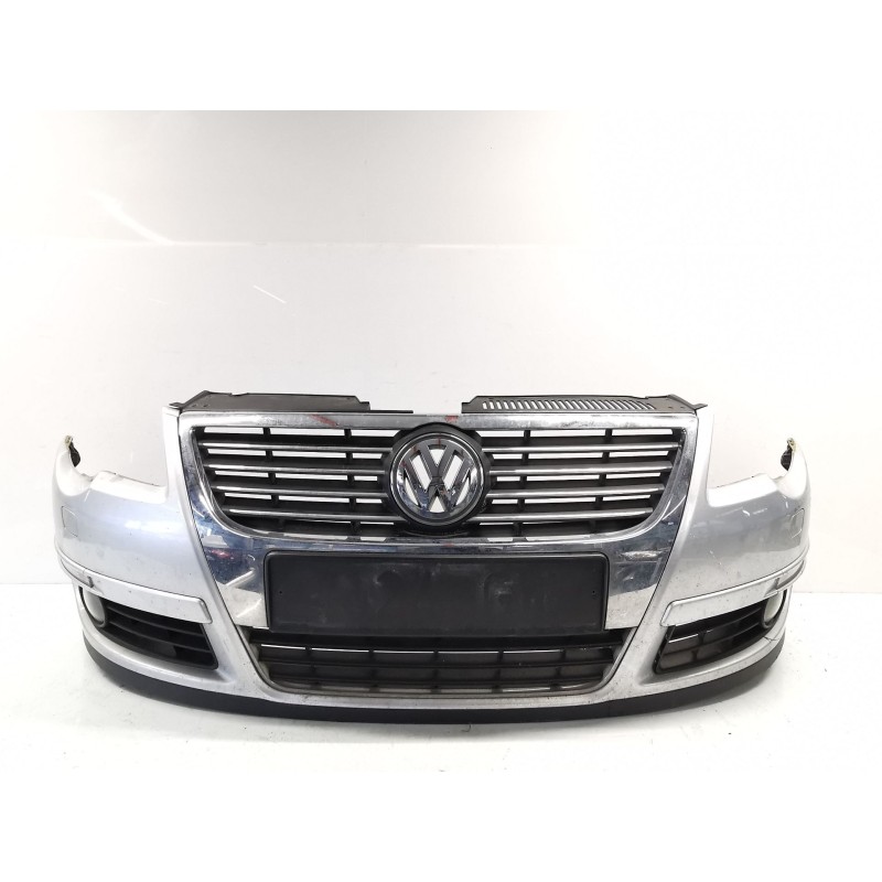 Front bumper Volkswagen Passat B6 (3C2) | Becerril Scrap Yard