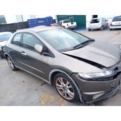 تفكيك Honda CIVIC VIII hatchback (fn, fk) 1.8 (FN1, FK2) Gasolina من عام 2006 بمحرك R18A2