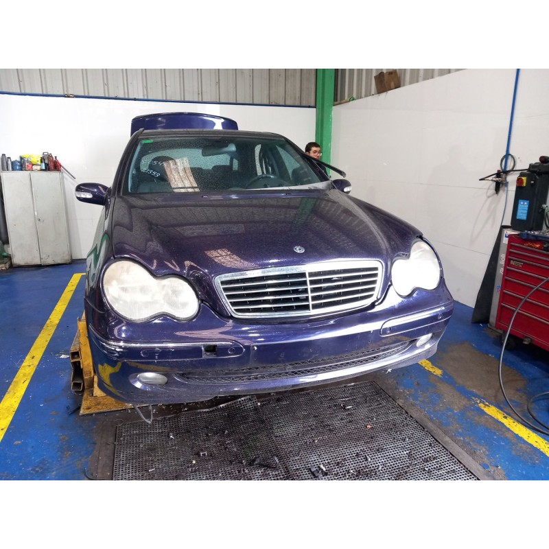mercedes-benz clase c (w203) del año 2000