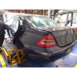 mercedes-benz clase c (w203) del año 2000