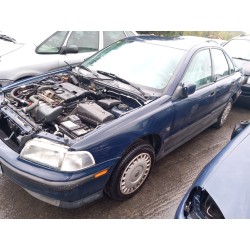 تفكيك Volvo S40 I (644) 1.6 Gasolina من عام 1999 بمحرك B 4164 S