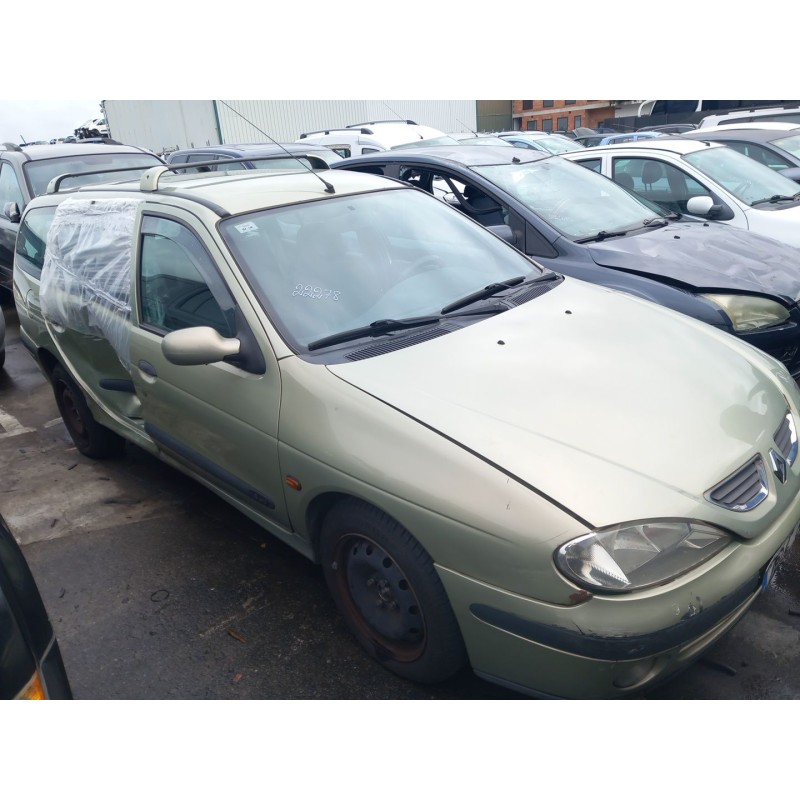 تفكيك Renault megane I grandtour (KA0/1_) 1.9 dCi (KA05, KA1F) Diesel من عام 2001 بمحرك F9Q 738,F9Q 732,F9Q 733