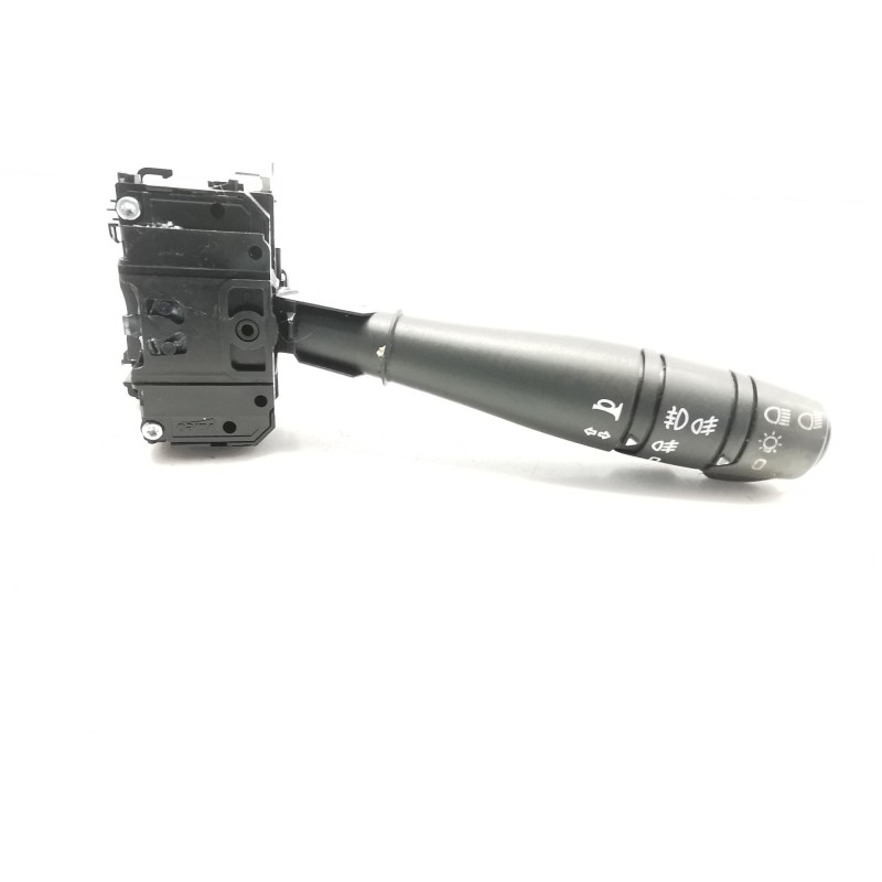 Light switch Dacia Sandero II (B8_) | Becerril Scrap Yard