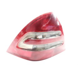 Recambio de piloto trasero izquierdo para mercedes-benz clase c (w203) c 270 cdi (203.016) referencia OEM IAM   