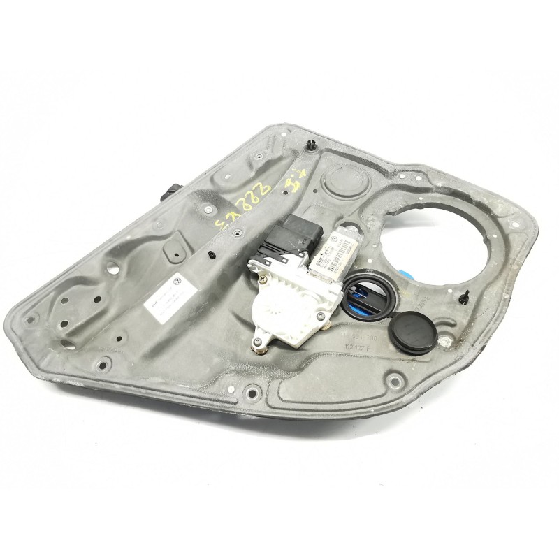 رافع النافذة الخلفية اليسارية Volkswagen Golf IV (1J1) | Desguace Becerril