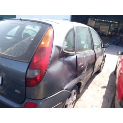 Détail des pièces pour Nissan almera tino (V10) 2.2 dCi Diesel de l'année 2004 avec le moteur YD22DDTI