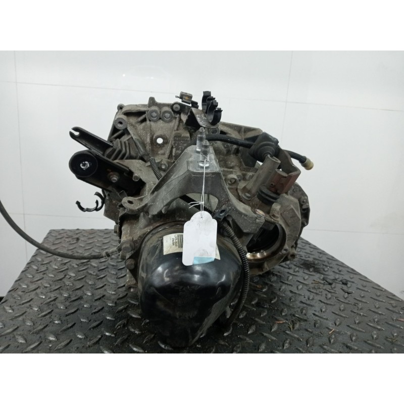 Gearbox Dacia Sandero II (B8_) | Becerril Scrap Yard