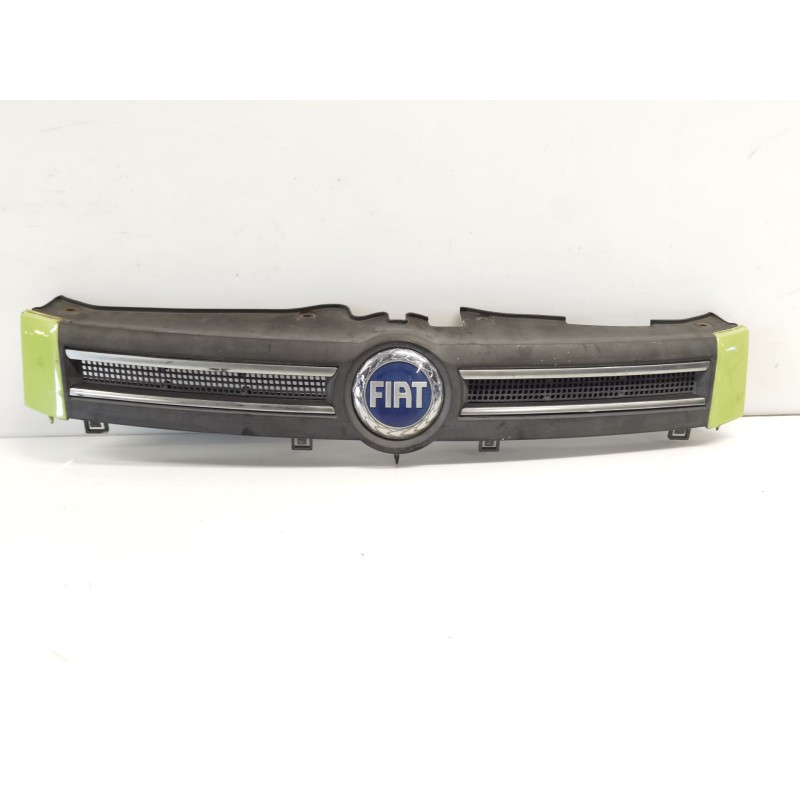 Recambio de rejilla delantera para fiat panda furgoneta/hatchback (169_) 1.2 bipower (169cxb1a) referencia OEM IAM   
