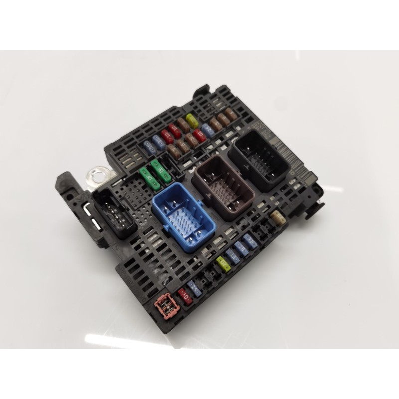 قطعة غيار BSM (Boîtier de Servitude Moteur) CITROEN C4 II (NC_) | Desguace Becerril