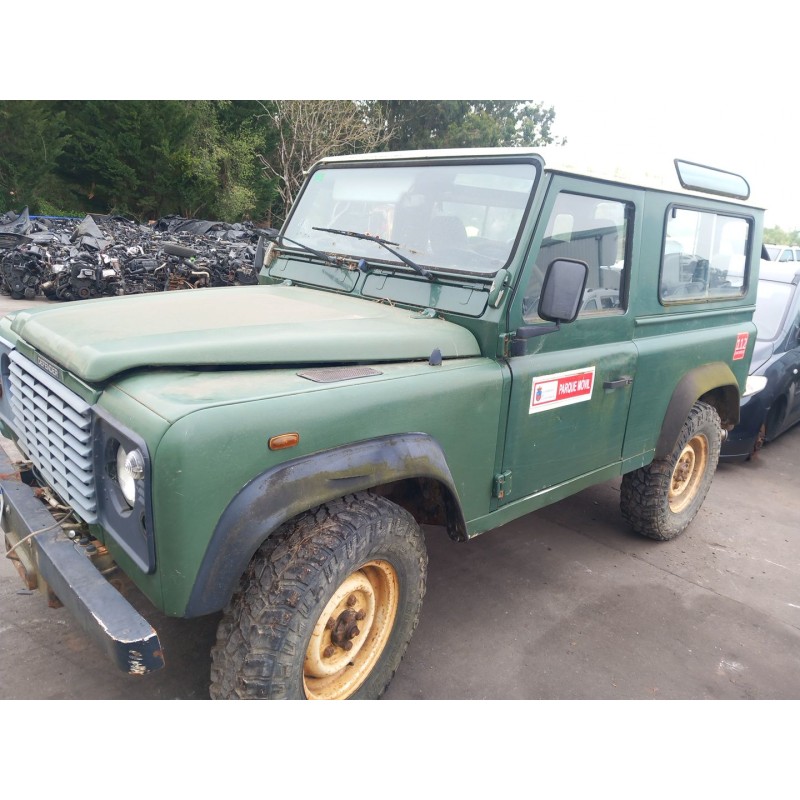 Parts breakdown for Land rover defender station wagon (L316, L315) 2.5 Td5 4x4 (L316) Diesel of the year 2000 with engine 15 P,10 P