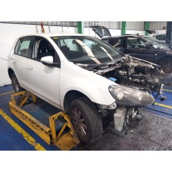 Détail des pièces pour Volkswagen golf VI (5K1) 1.2 TSI Gasolina de l'année 2011 avec le moteur CBZB
