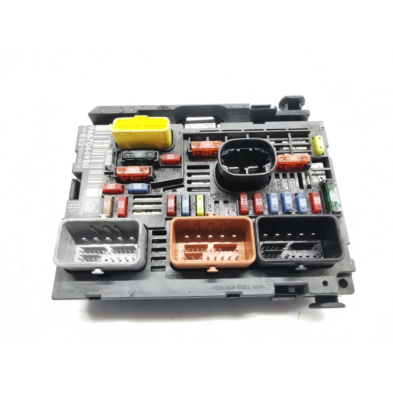 Spare BSM (Boîtier de Servitude Moteur) Peugeot 5008 (0U_, 0E_) | Becerril Scrap Yard