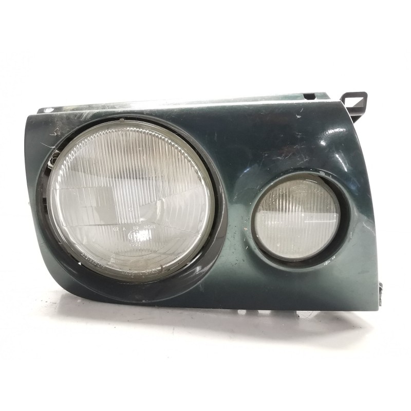 Right headlight Nissan Terrano II (R20) | Becerril Scrap Yard